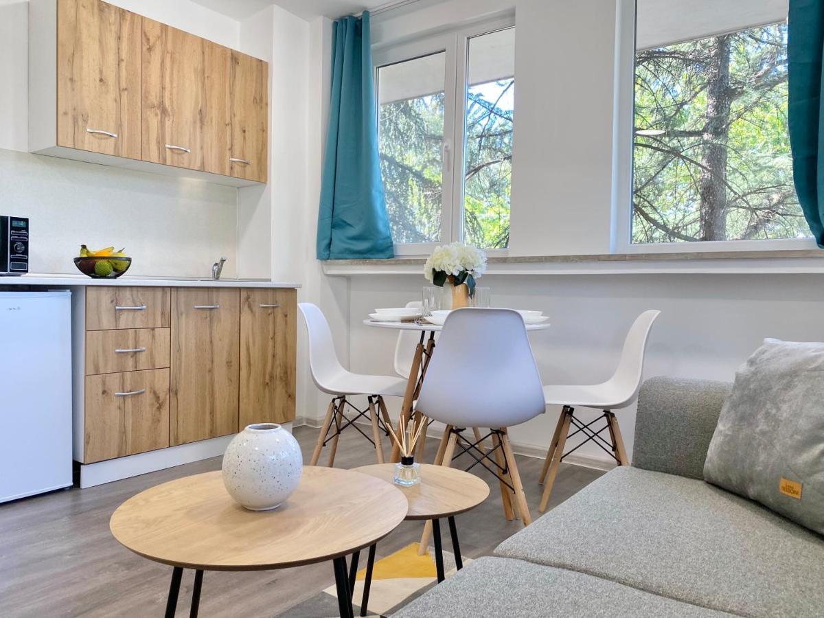 Hello Studios Budget Stays Free Parking & Wifi Stara Zagora Bagian luar foto